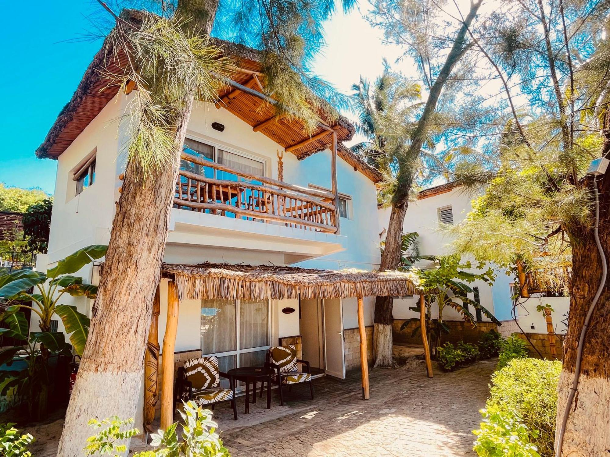 Vovo Telo Lodge Toliara Eksteriør billede