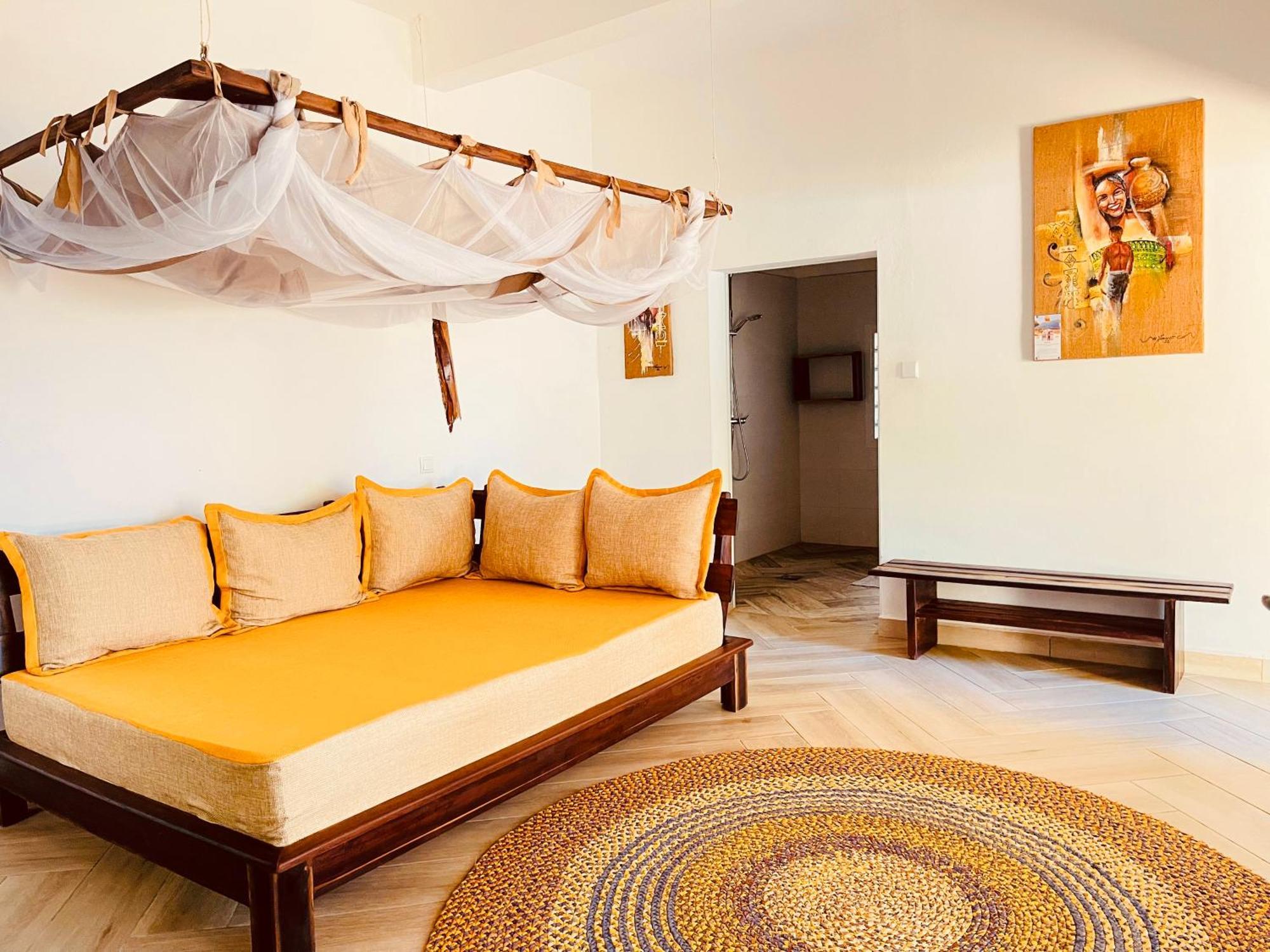 Vovo Telo Lodge Toliara Eksteriør billede