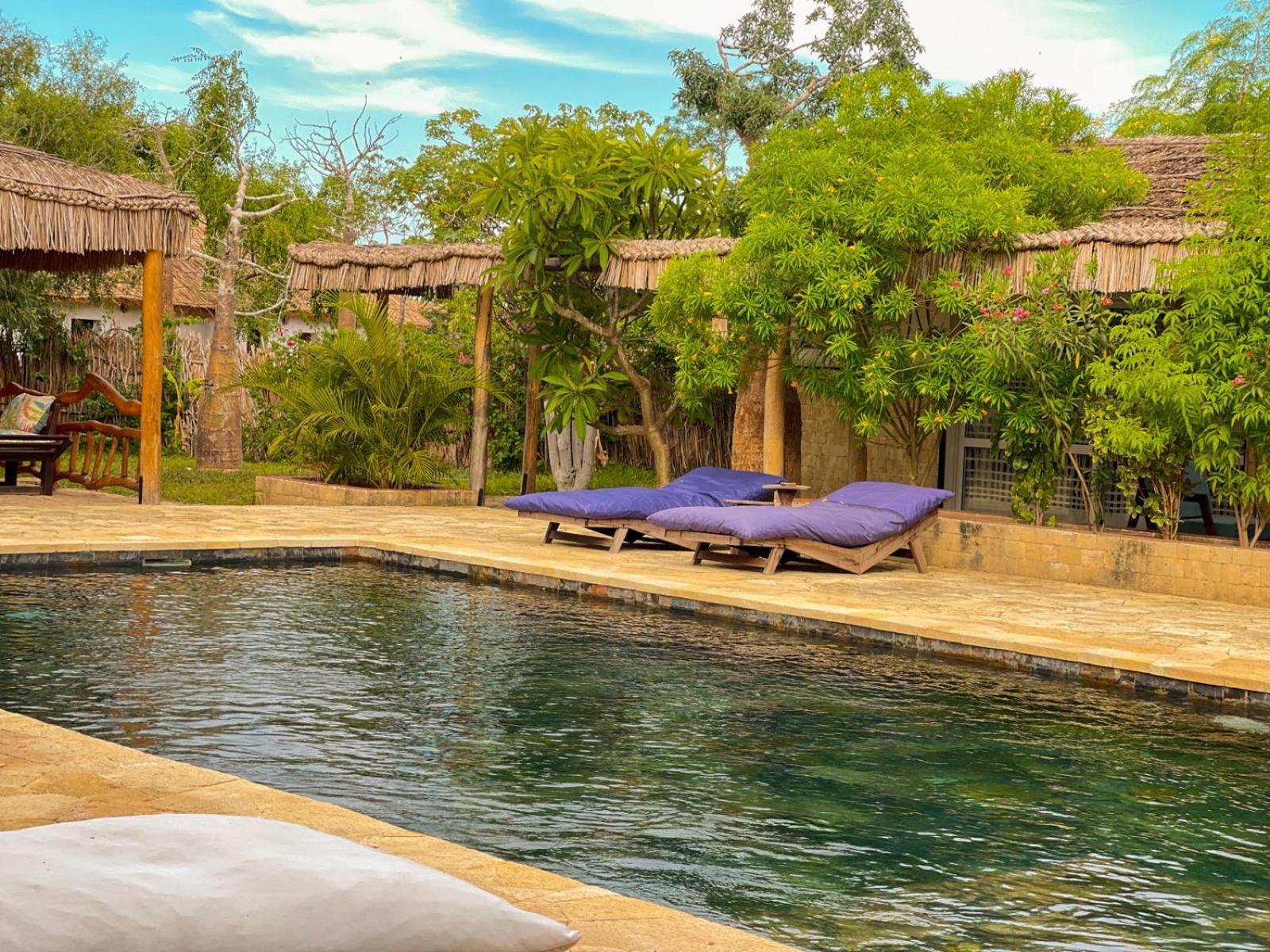 Vovo Telo Lodge Toliara Eksteriør billede