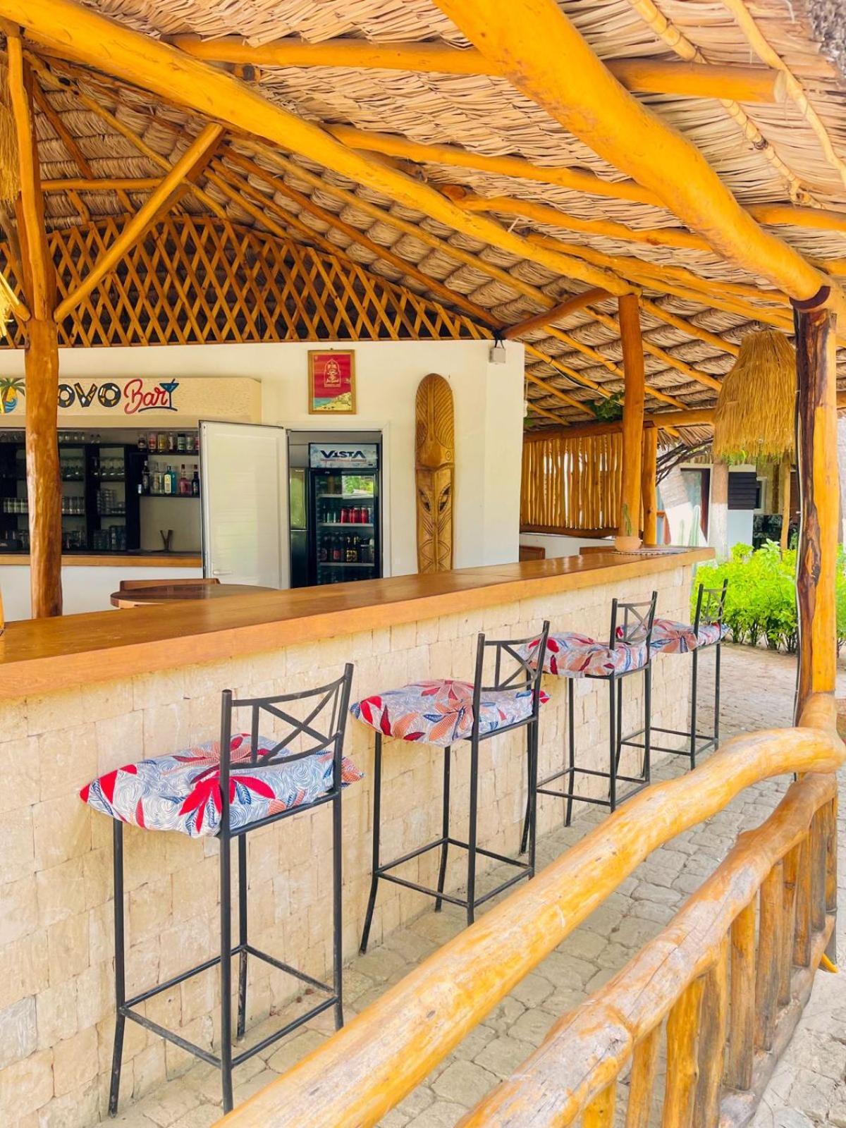 Vovo Telo Lodge Toliara Eksteriør billede