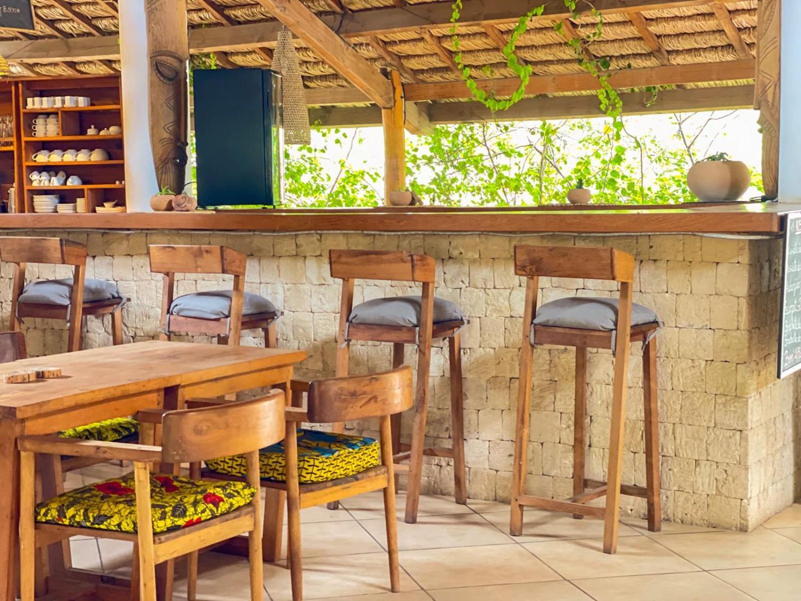 Vovo Telo Lodge Toliara Eksteriør billede